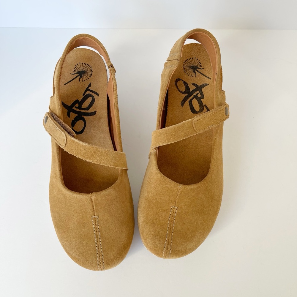 OTBT Prog Suede Wedge Clogs